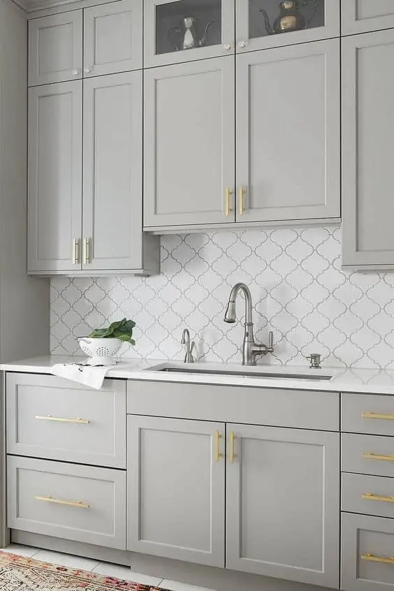 Small Modular Kitchen Backsplash