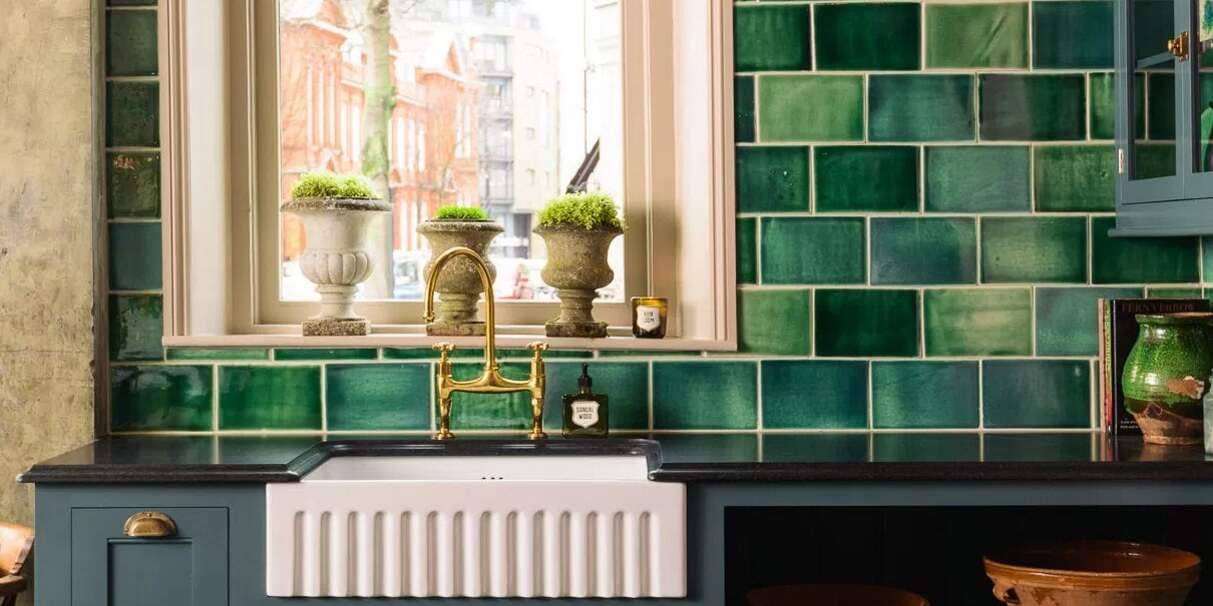 green tile kitchen splashback