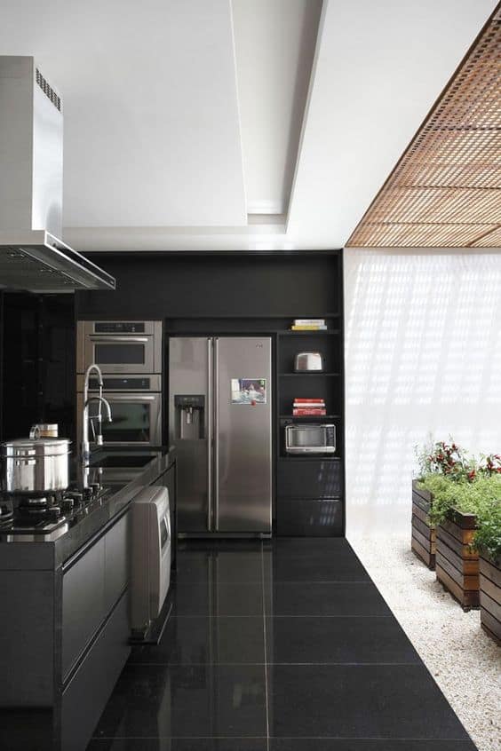 kitchen deisng with beautiful appliances