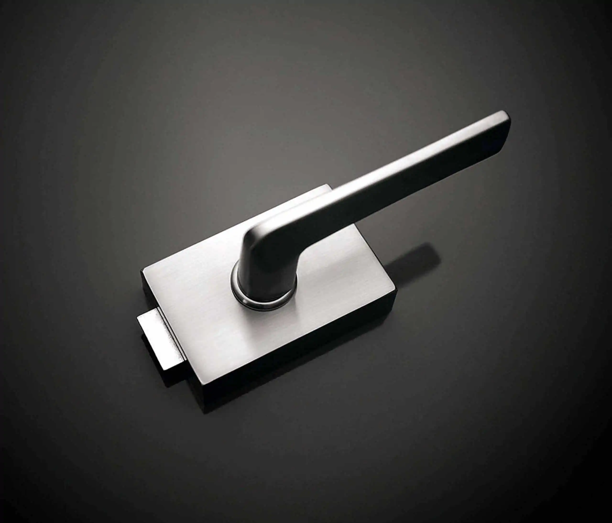 door lock with lever handle