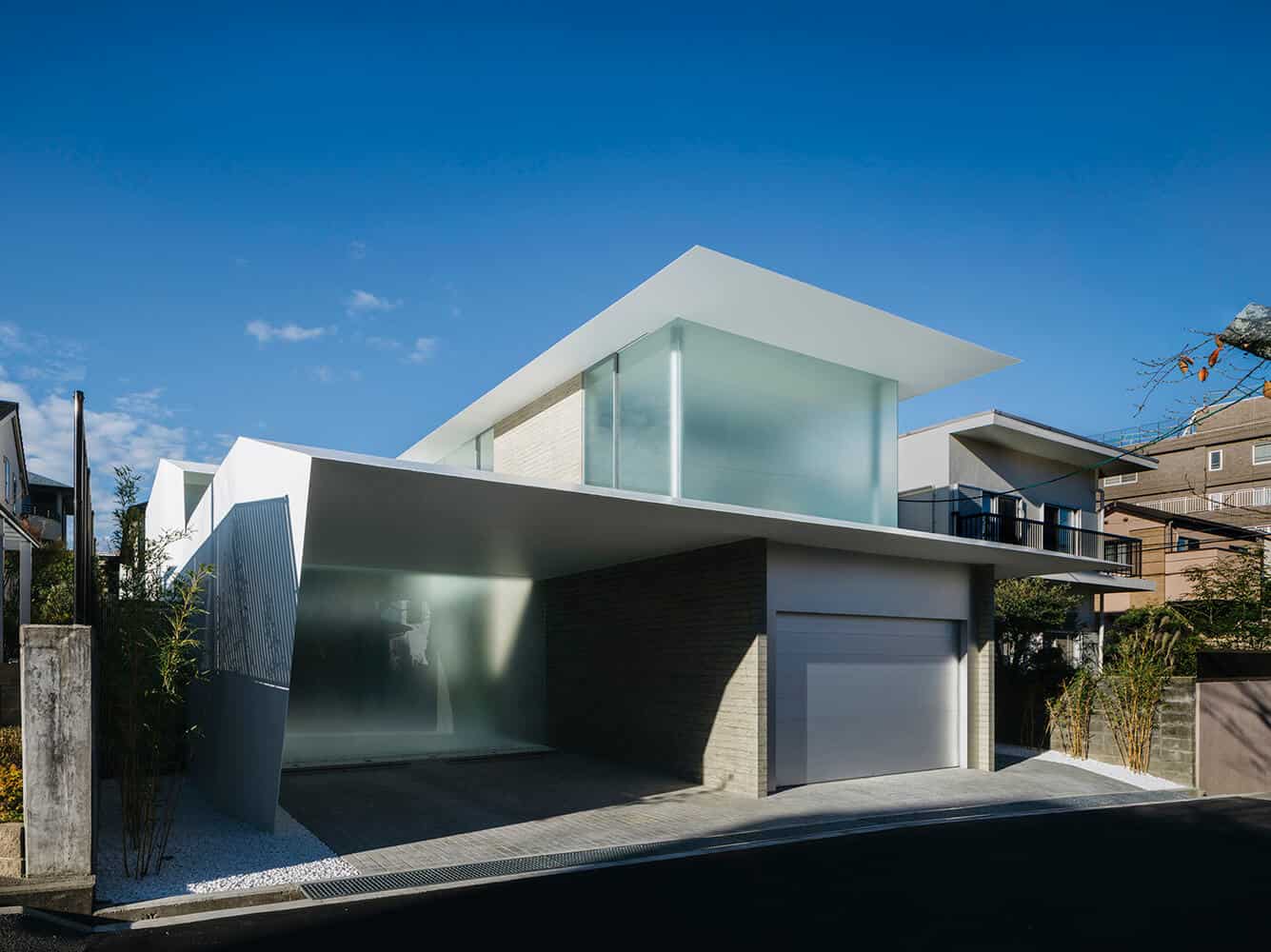 modern house design front elevation in grey color
