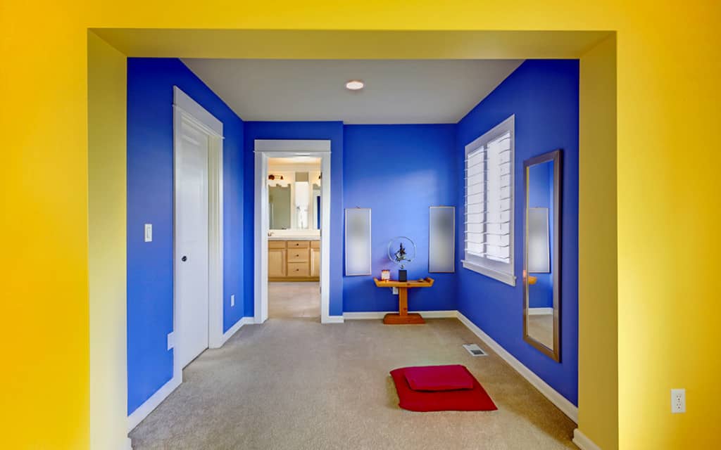  Blue and yellow paint colour combinations for home interiors