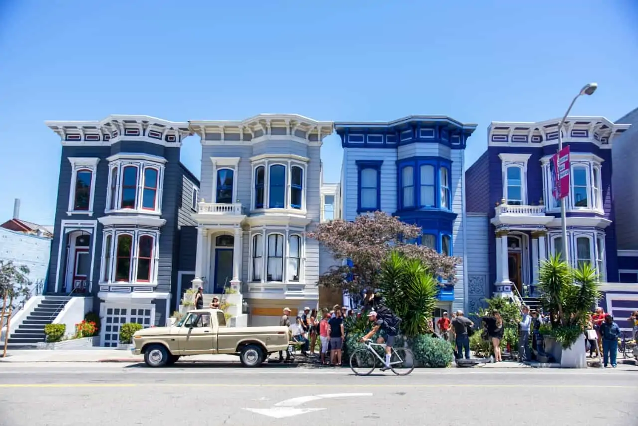  houses in pastel shades of different colour