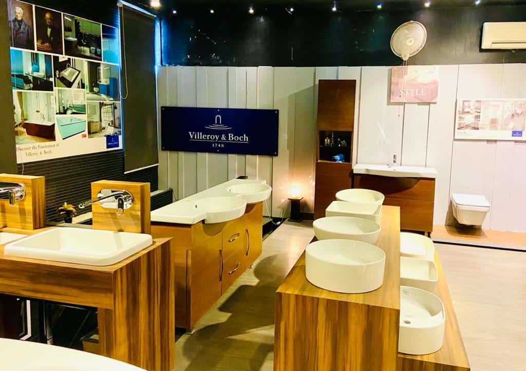 Premier agencies in-store display of washbasins and other sanitary ware, bathroom and sanitary fittings dealers in Chandigarh