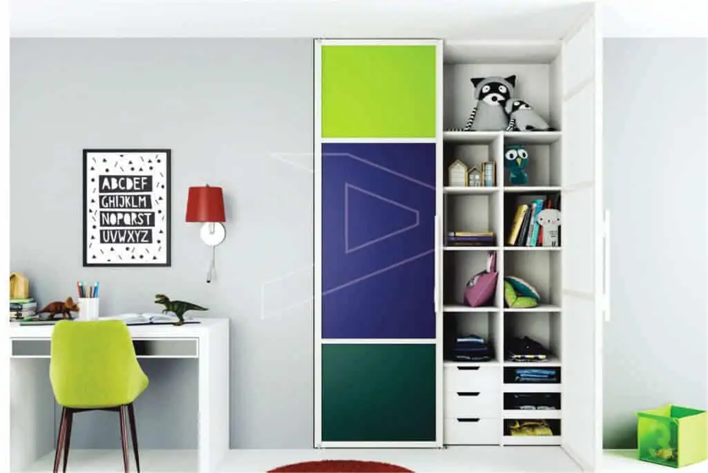 wardrobe door in colourful shades