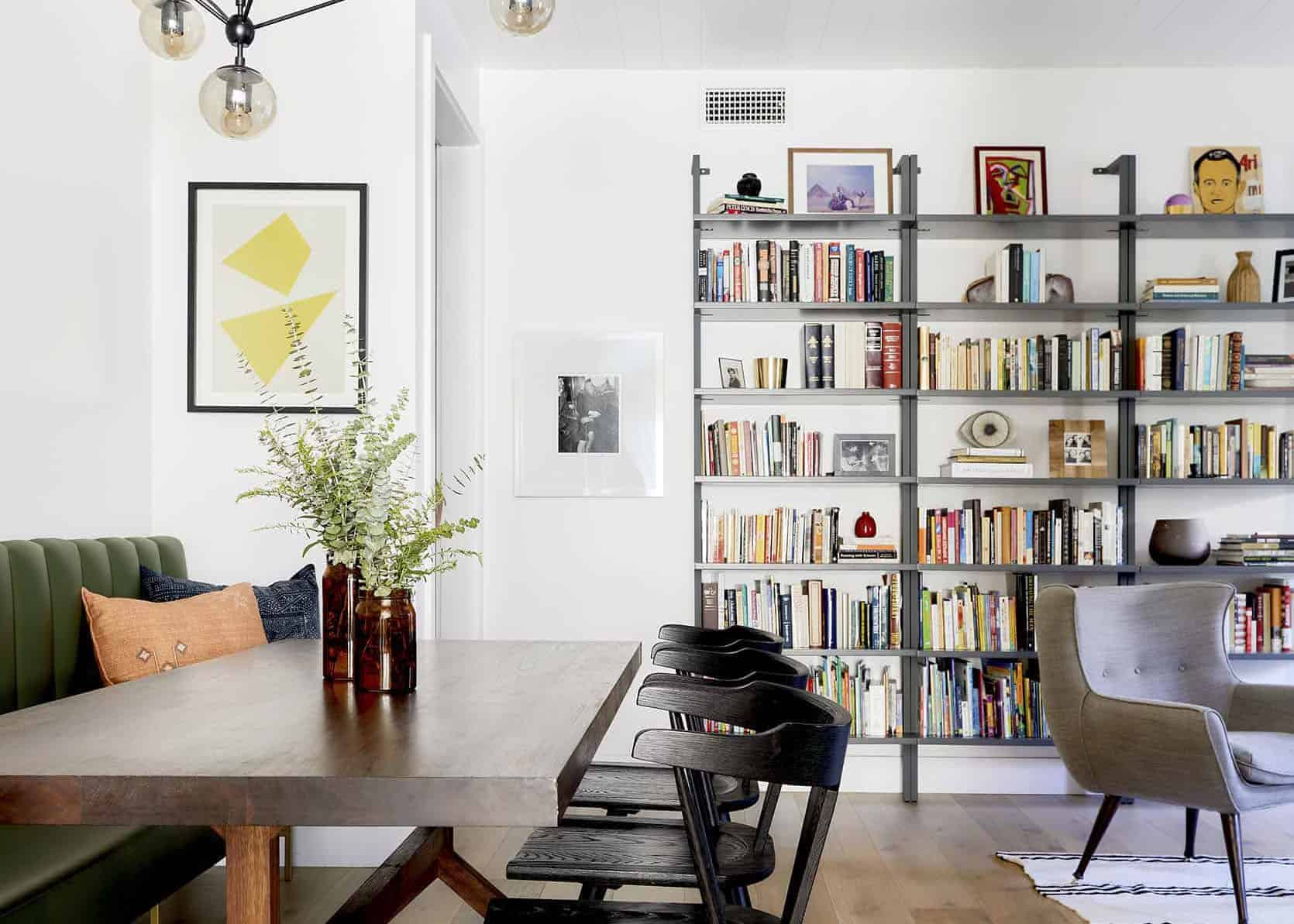 olourful living room decor with bookshelf on wall design