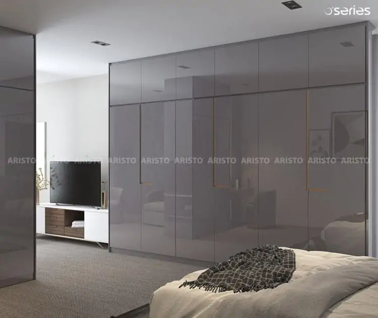 Glossy floor to ceiling wardrobe for wall