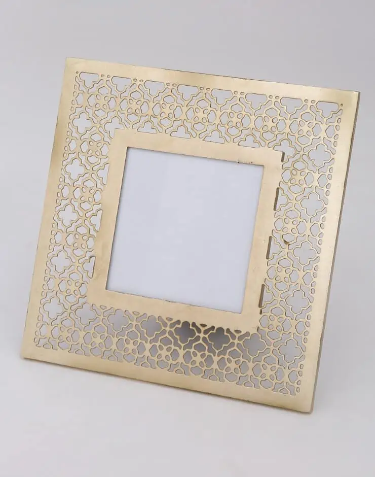 buy beautiful photo frames online with unique design from collage to wall hanging frame