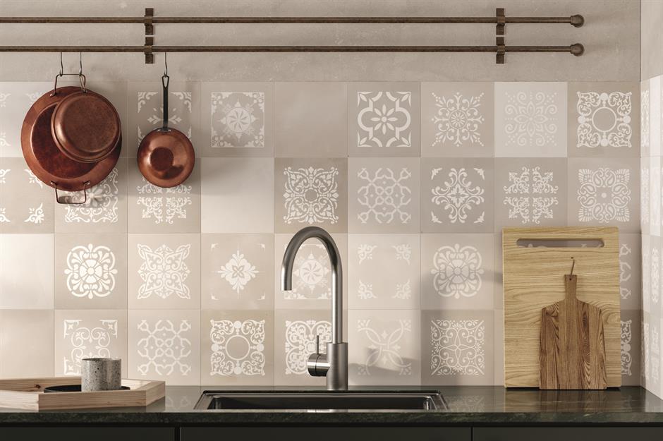 neutral toned patterned tiles for kitchen, kitchen backsplash ideas