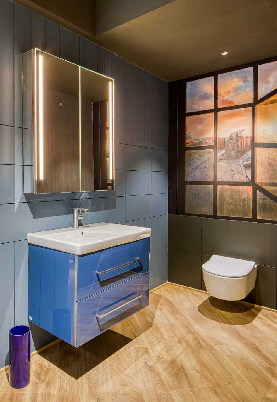 holistic bathroom display with vanity, mirror and WC