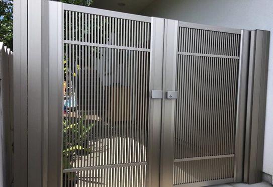 Stainless steel front gate