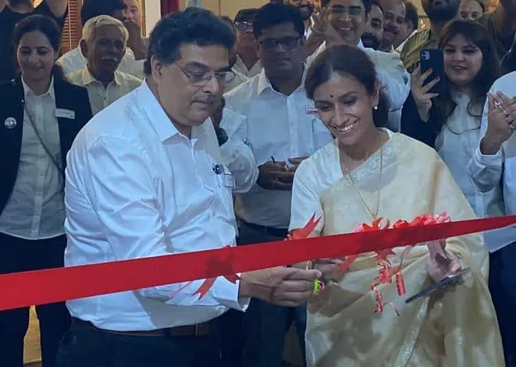 Ms. Bhavana Bindra, MD, REHAU South Asia & Mr. Manish Arora, VP-Furniture Solutions, REHAU South Asia gracing the ribbon cutting ceremony at INDIAWOOD 2022