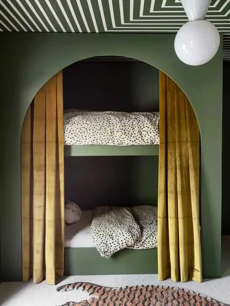 Bunk bed for kids