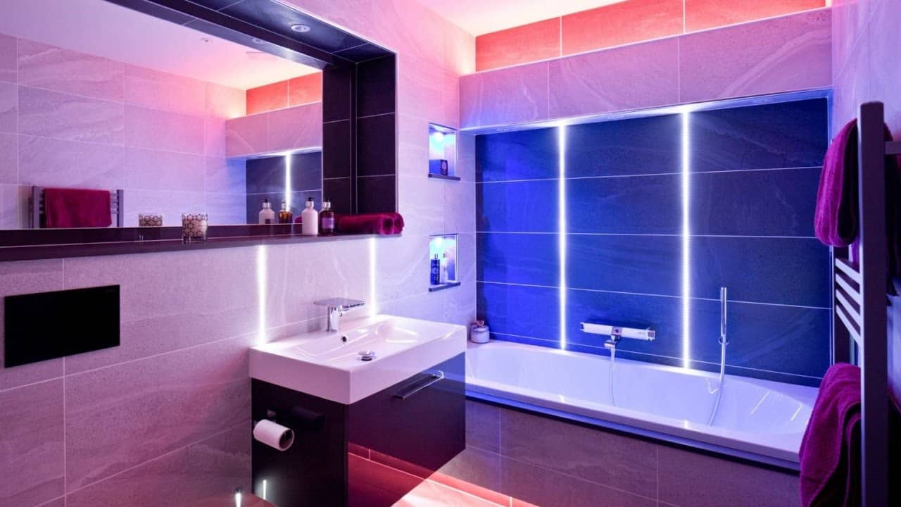 A nice bathroom with proper lighting.
