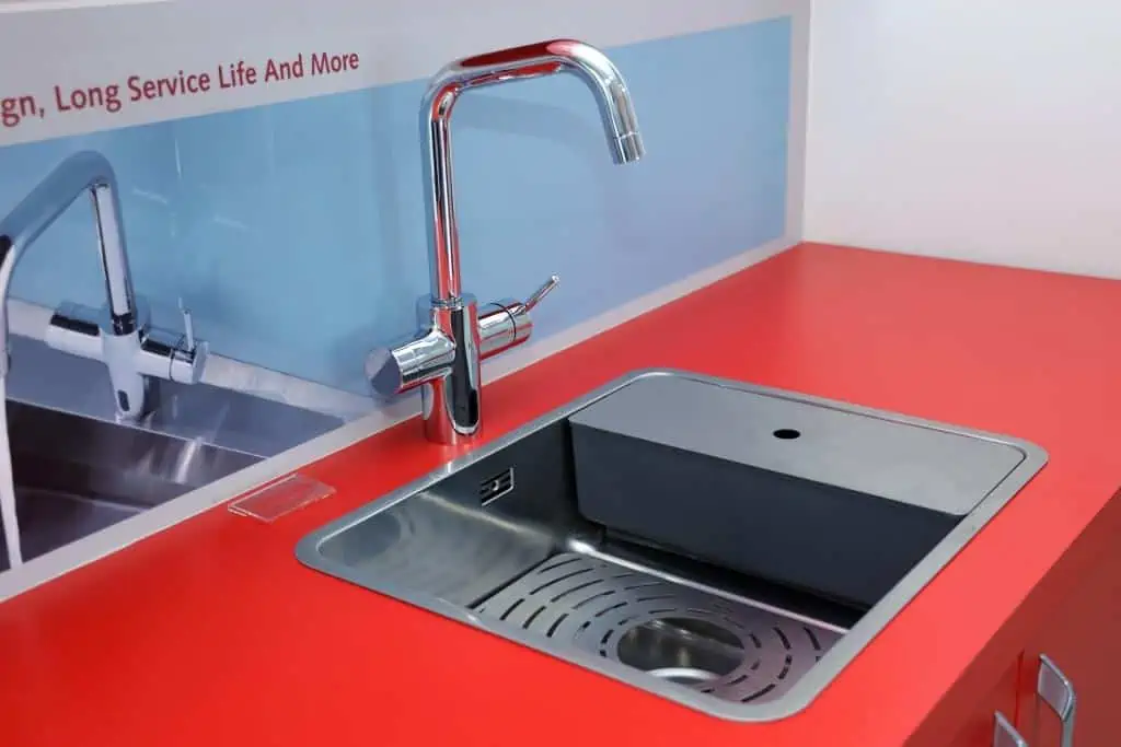 grandis sensor kitchen faucet