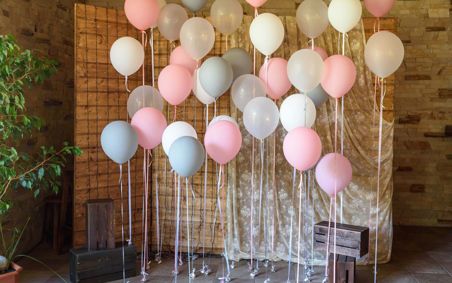 ballons go best with birthdays. birthday decoration ideas