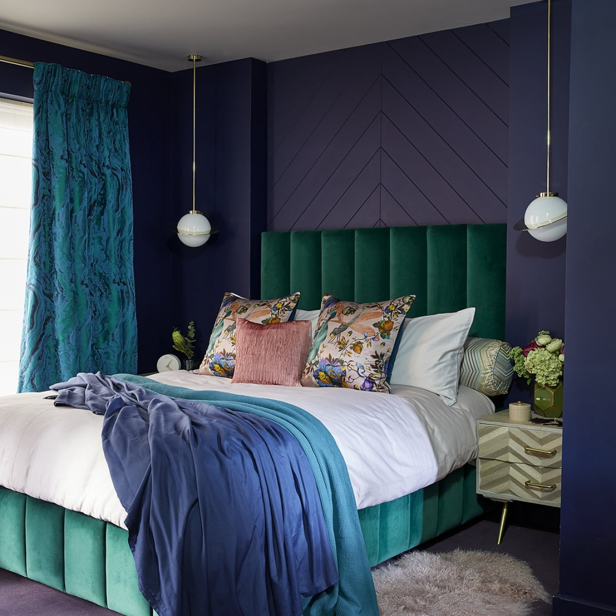 green and violet colour scheme, two colour combination, bedroom walls, hanging lights