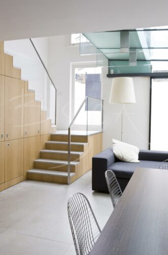 Contemporary staircase design