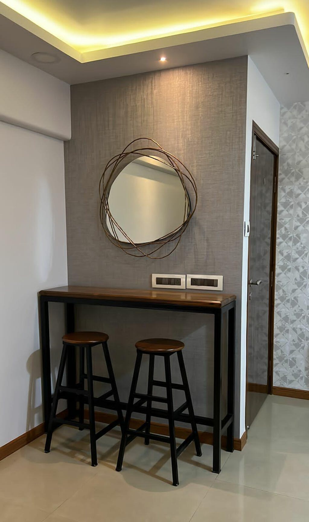 Dekor modern decorative wall mirror