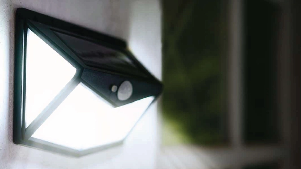 floodlights for homes and buildings