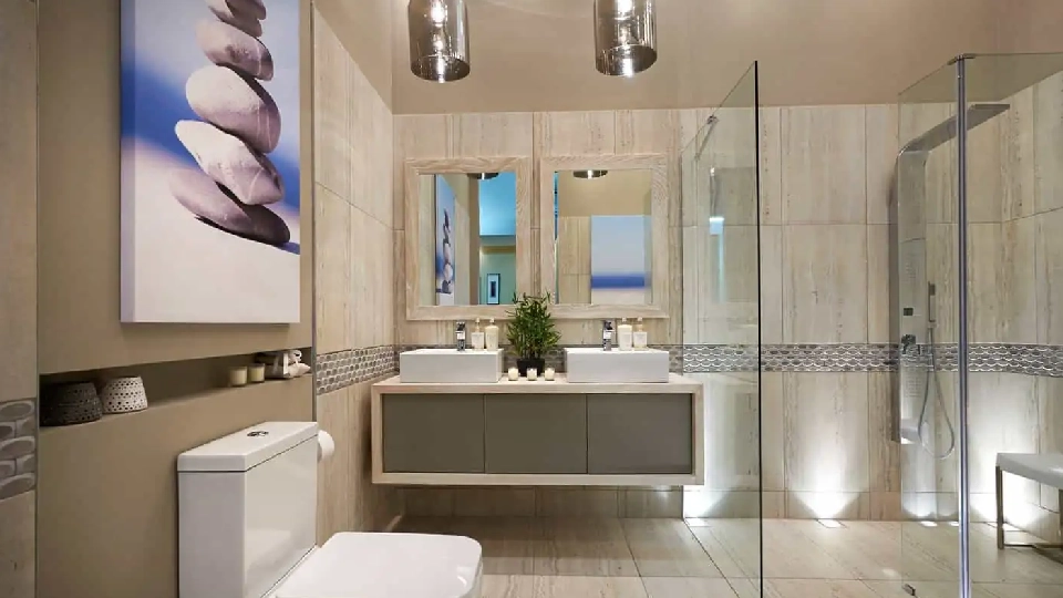 small bathroom with a beautiful floor and ceiling design