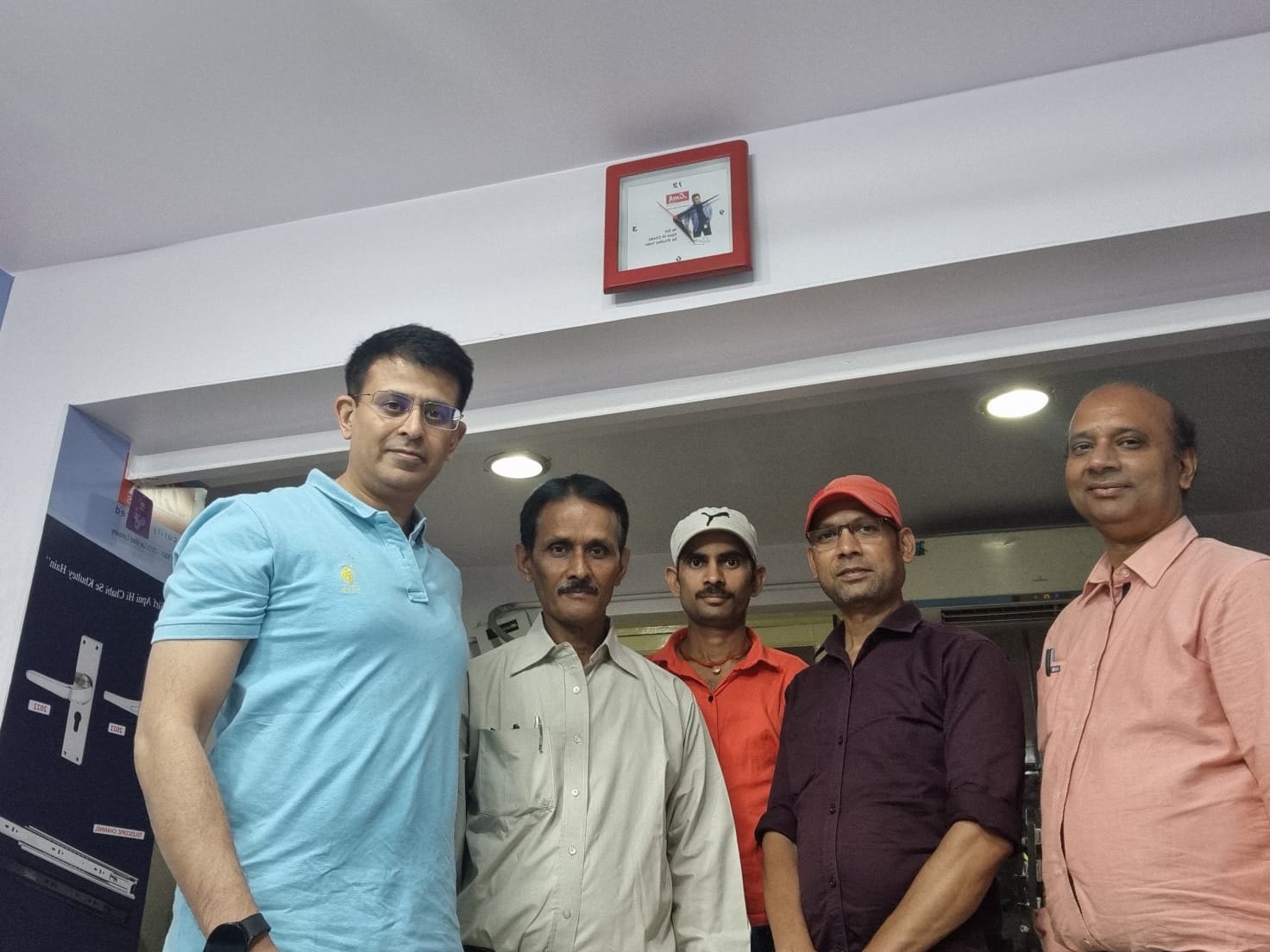 Mr Vineet Nayyar with his team at Ajanta Merchantry - leading hardware distributors in Patna