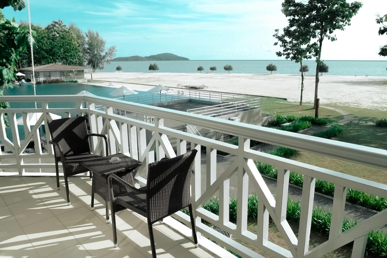 stylish and secure balcony railing with artistic design