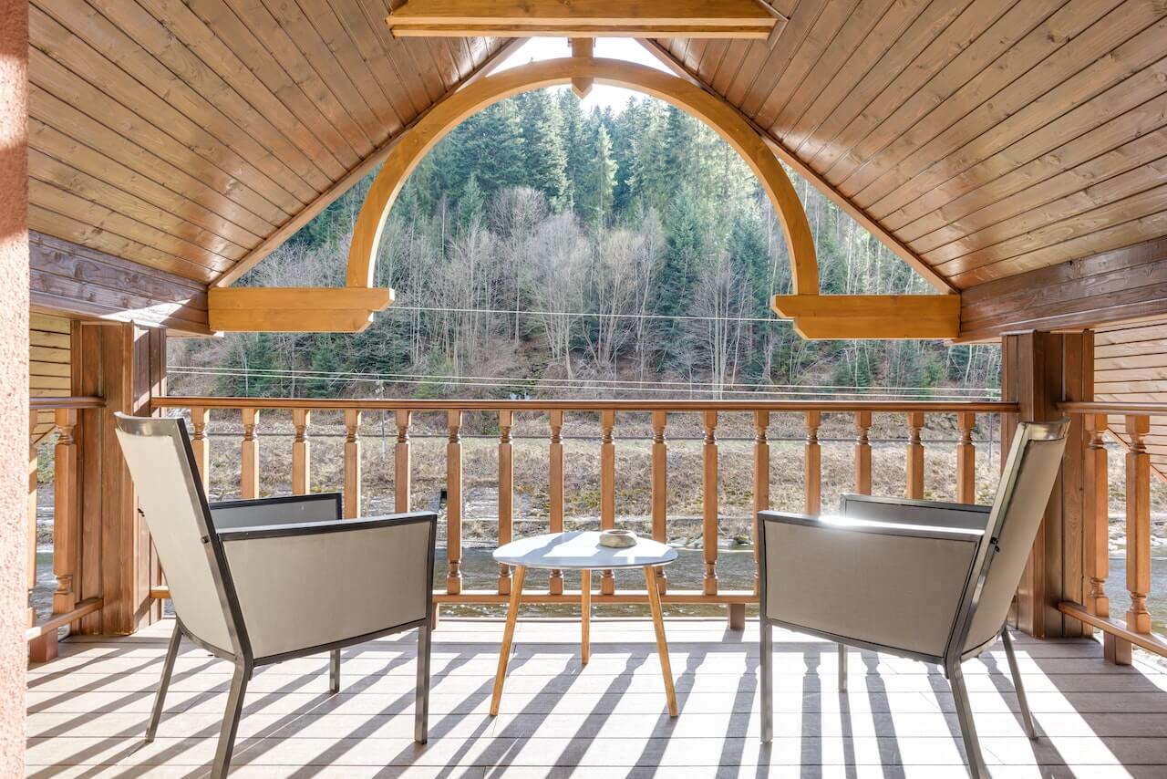 deck railing - perfect to elevate outdoor spaces