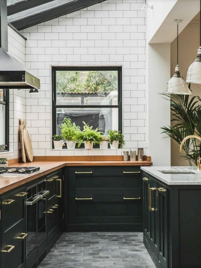 Black and white kitchens | Building and Interiors