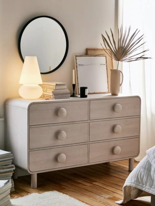 cute-white-wood-dresser-with-oversized-handles-round-large-knobs-six-drawer-solid-white-oak-dressers-for-sale-online-high-quality-designer-bedroom-furniture-retro-theme
