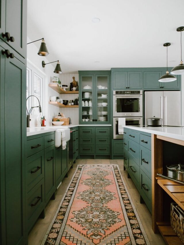 green kitchen ideas, wall sconces, rug, cabinets, hanging light