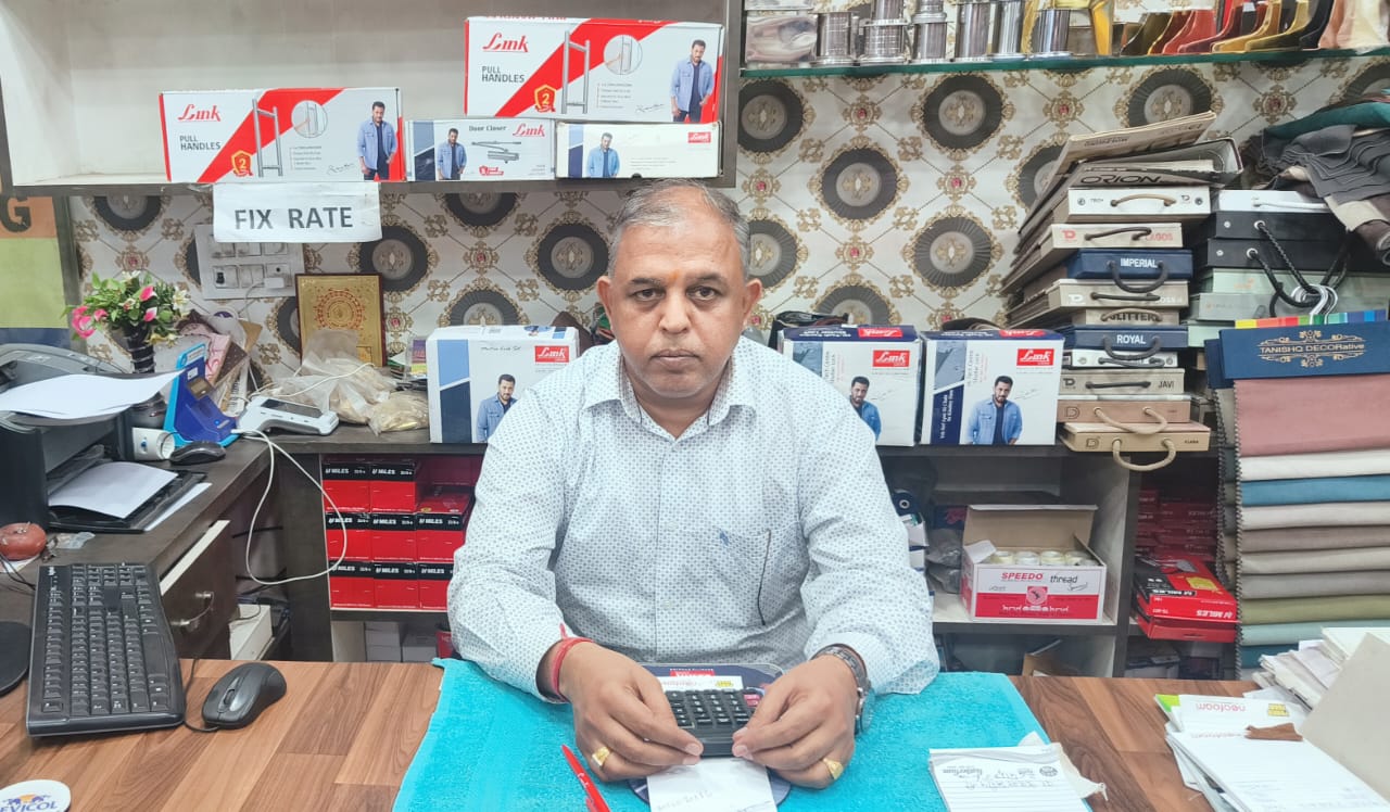 Mr. Surendra Singh of Vinayak Furnishings is a Link Locks hardware distributor in Jaipur 