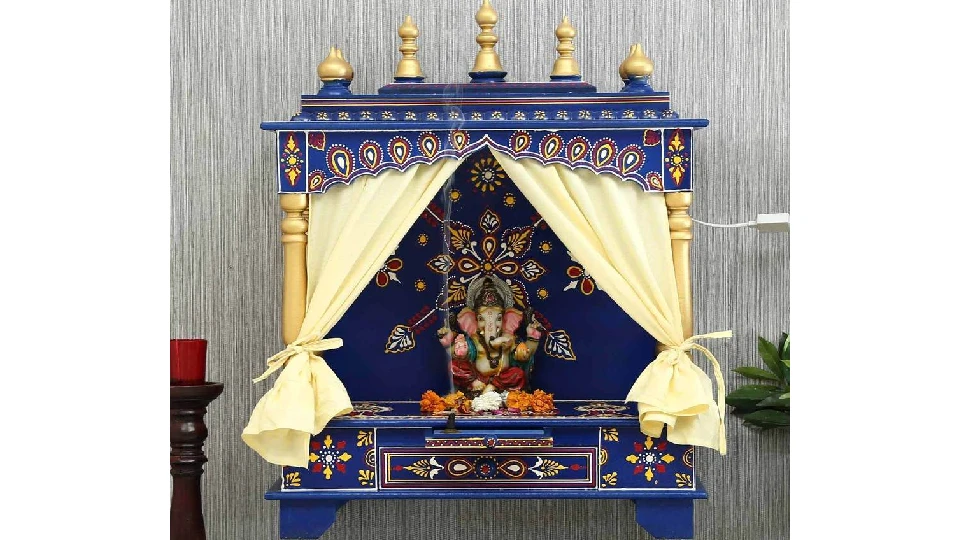 blue prayer unit with curtains