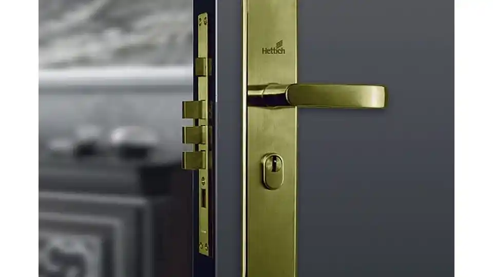 Hettich infinity lock in antique finish