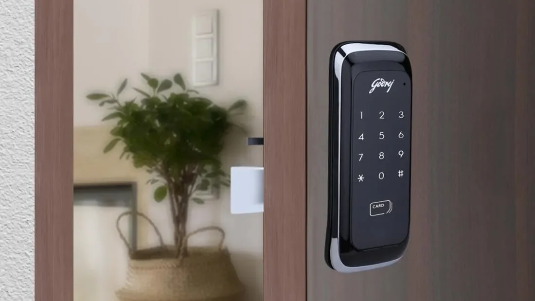 Godrej Advantis Digital Lock for wooden door