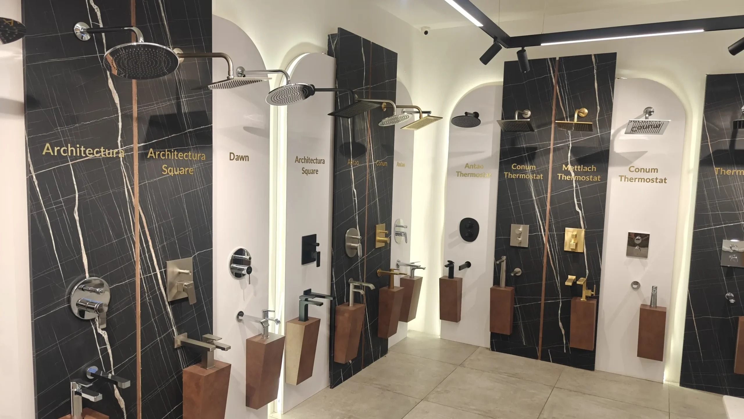 premium bathroom fittings store in delhi, showroom display with showers