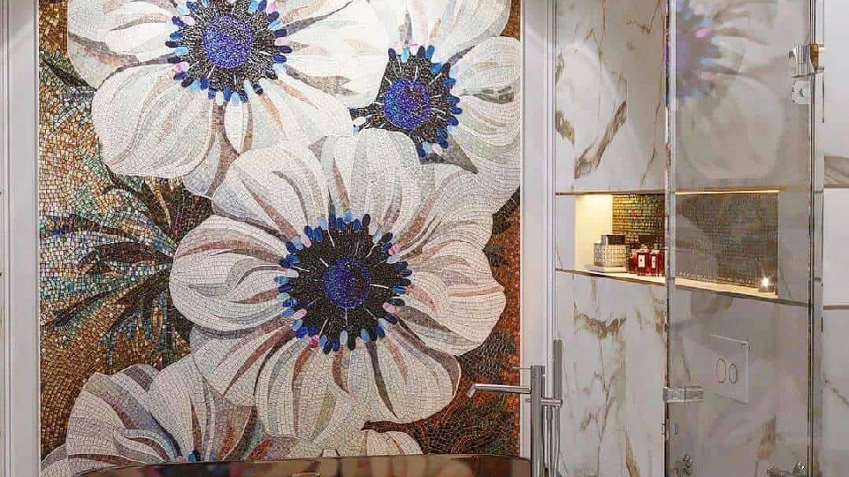 Floral bathroom design with fixtures