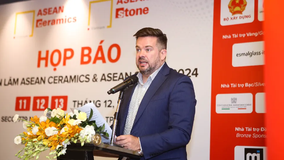 Michael Wilton at ASEAN Ceramics & Stone press conference