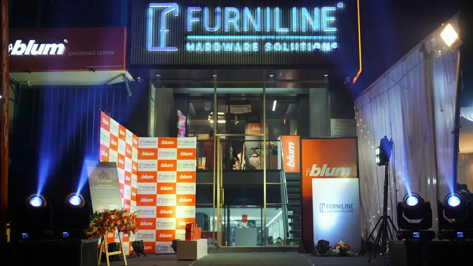 furniline hardware solutions store front