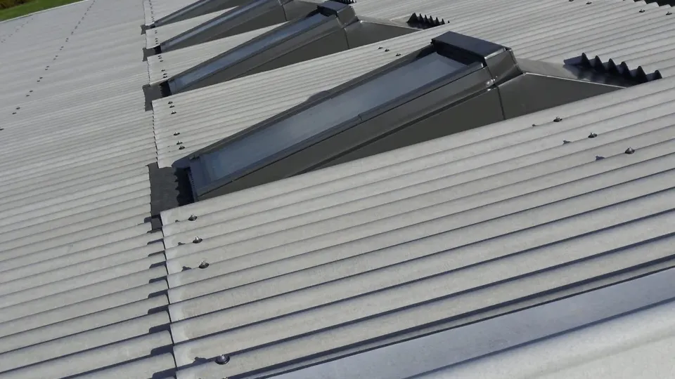 Fibre-reinforced cement roof