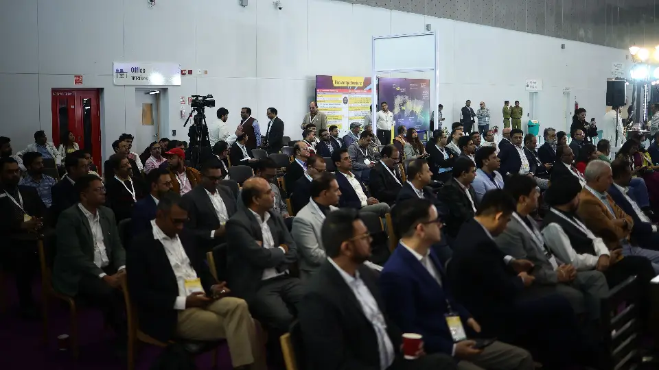 crowd attending Light+LED expo india is a lighting show organised by trade show organiser Messe frankfurt India