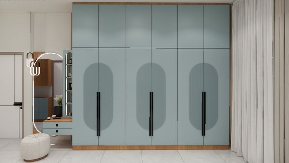 dimensions of a swing closet
