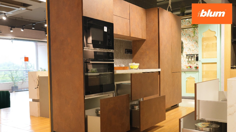 Furniture fittings