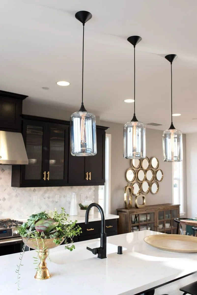 Pendant lights