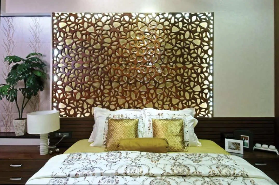 jaali wall for bedroom with concealed lighting