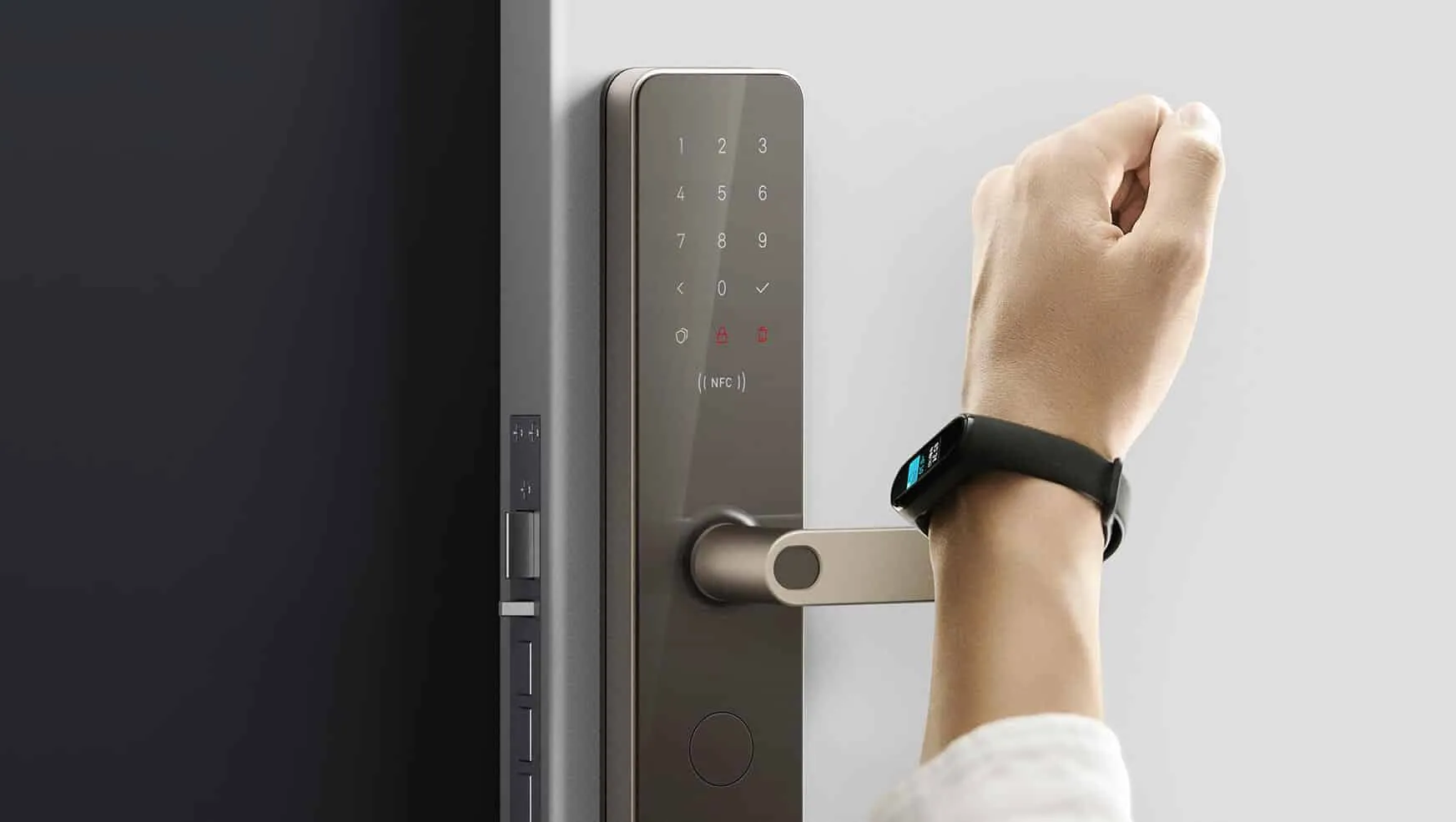 smart door locks with NFC and a fingerprint sensor that can replace a traditional padlock