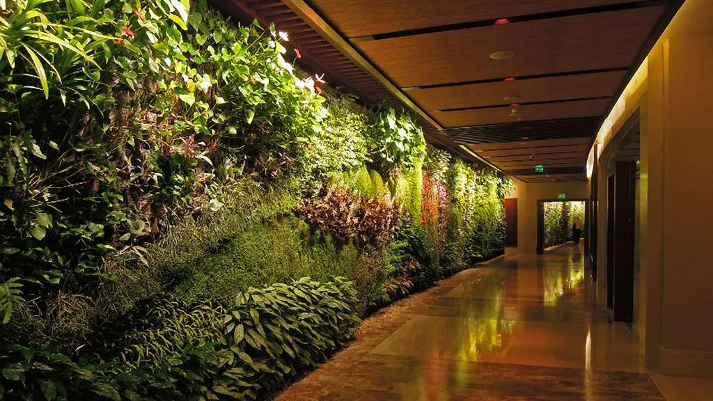 vertical garden for indoors