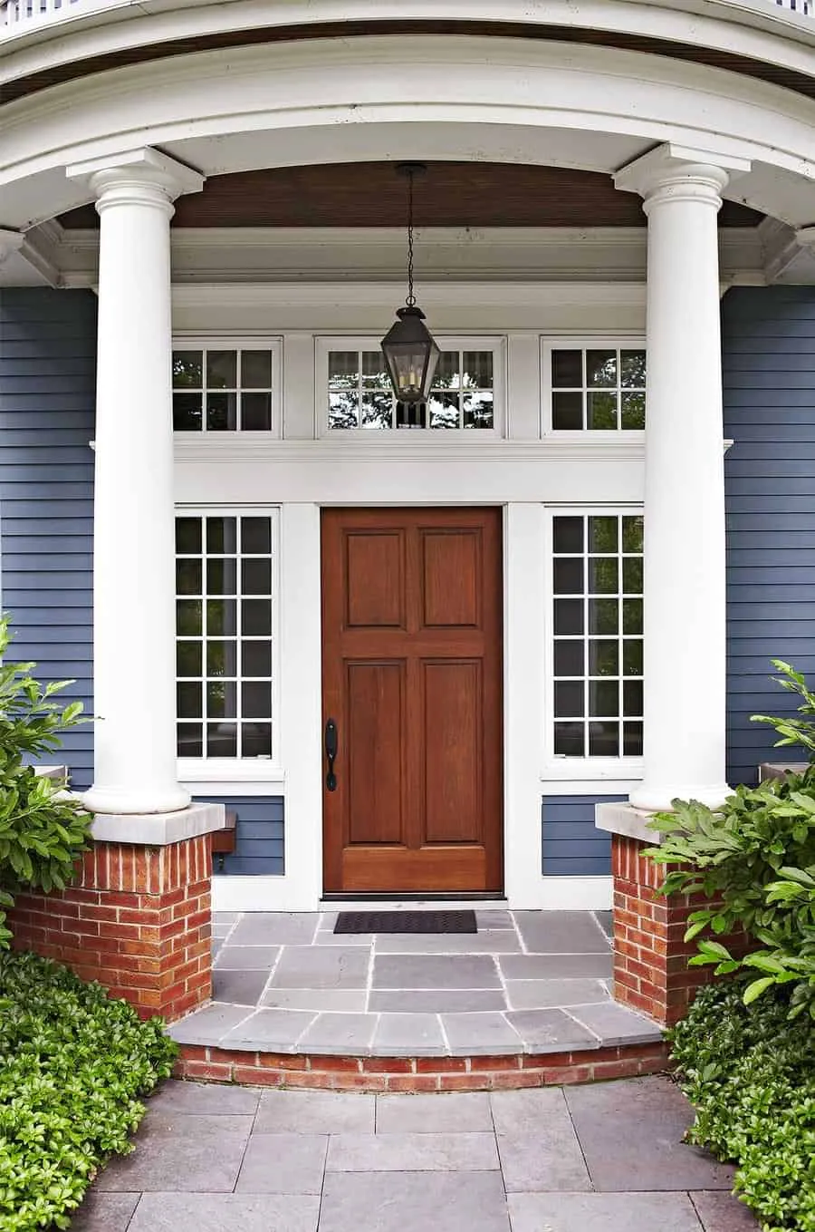 Entryway landscaping idea front door