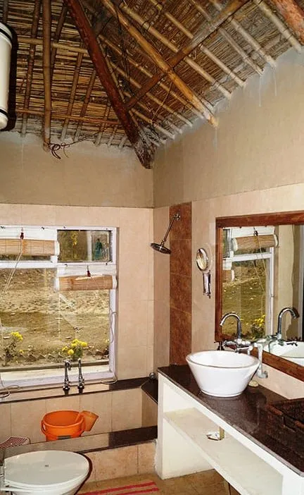 Cottage bathroom design