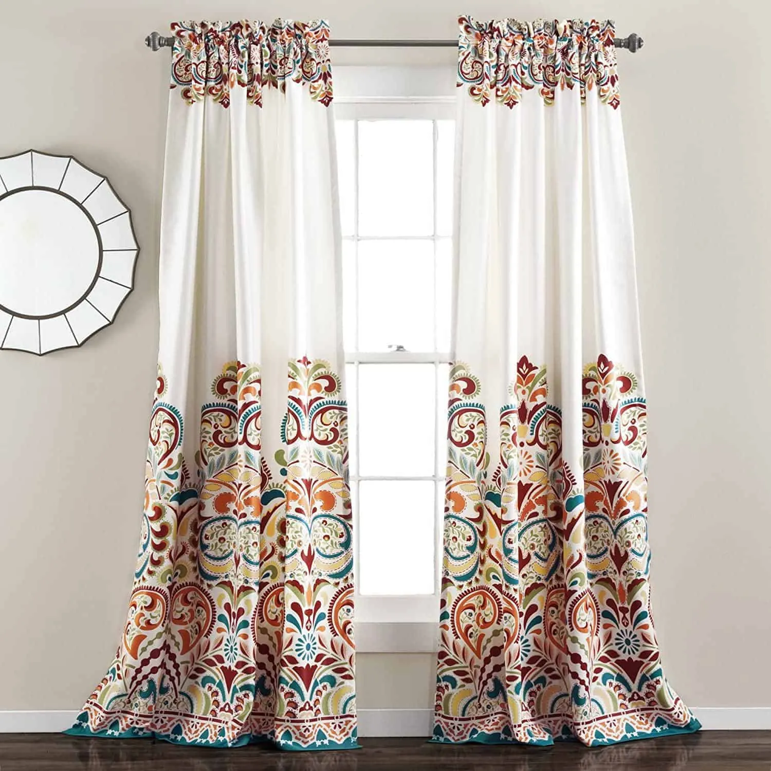 Boarder printed white curtain
